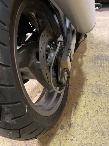 1006631-12 Ducati 750 Sport -2001