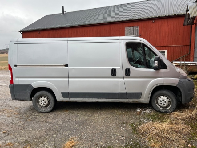 1008429-4 Peugeot Boxer Van 333 2.2 HDi - 2007