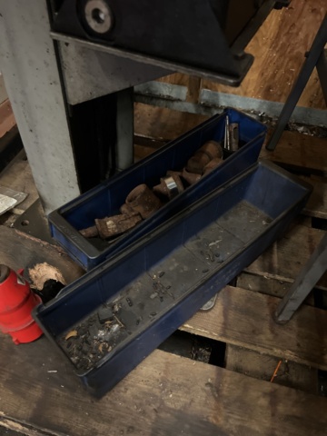 1001235-8 Brake band machines Carole, lathe, rivet and grind