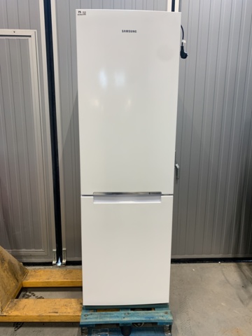 882905-1 Fridge & freezer