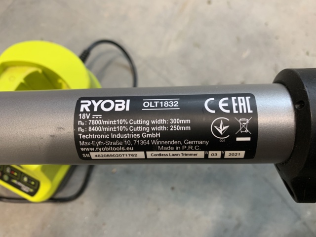 882907-9 Trimmer and screwdriver Ryobi