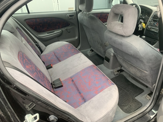 882910-13 Toyota Avensis - 2000