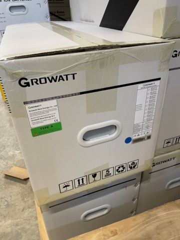 1008879-9 Set - 4 batteries 2.5kW and inverter for solar system, Growatt 10kW [new]