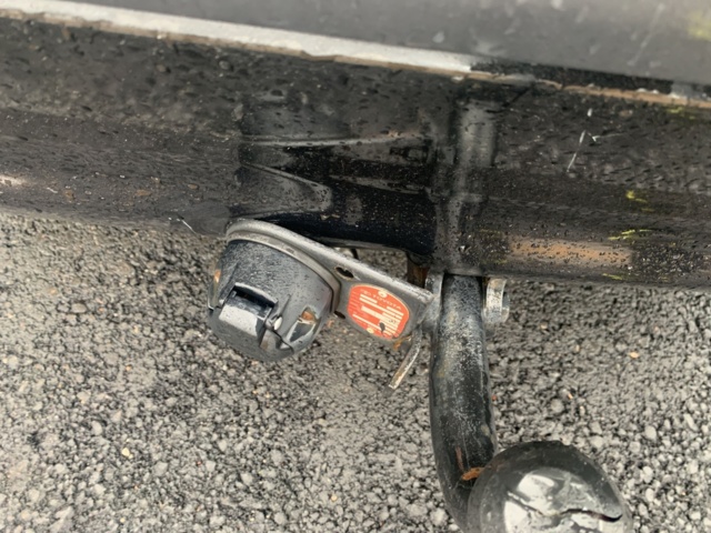 882910-52 Toyota Avensis - 2000