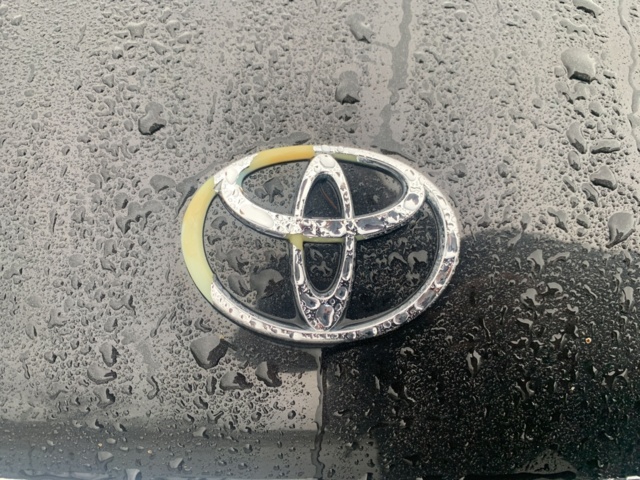 882910-56 Toyota Avensis - 2000