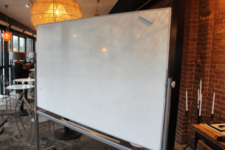 1005387-6 Whiteboard LINTEX, flipchart stand