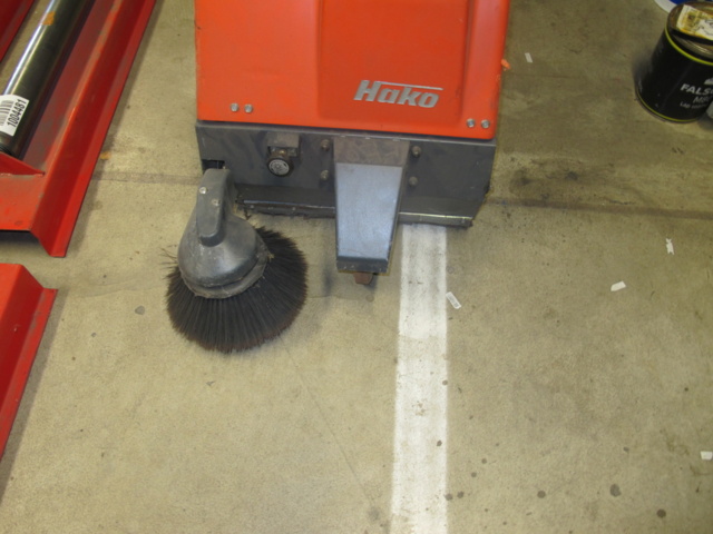 1004483-2 Sweeper Hako Master 600