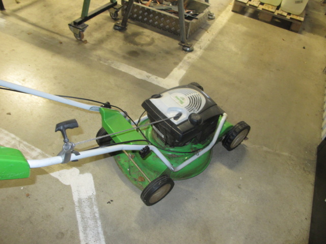 1004485-1 Lawnmower Viking