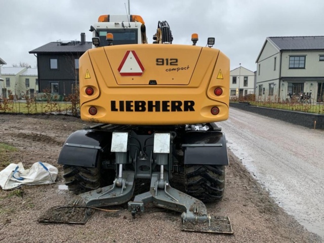 805801-6 Wheel excavator Liebherr 912 Compact - 2013