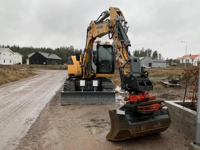805801-7 Wheel excavator Liebherr 912 Compact - 2013