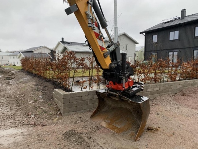 805801-37 Wheel excavator Liebherr 912 Compact - 2013