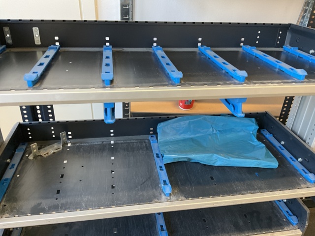 1001734-12 Car interior Sortimo