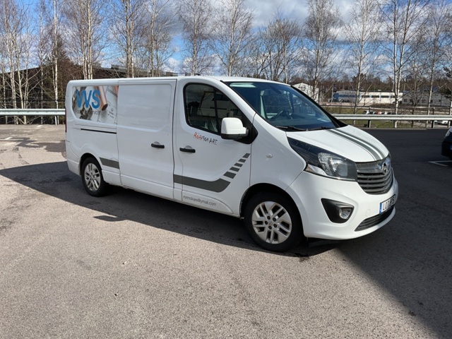 1001736-9 Opel Vivaro Van 2.9t 1.6 CDTI BIturbo - 2016