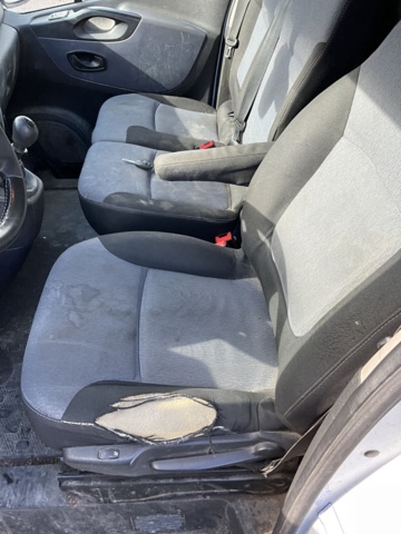 1001736-20 Opel Vivaro Van 2.9t 1.6 CDTI BIturbo - 2016