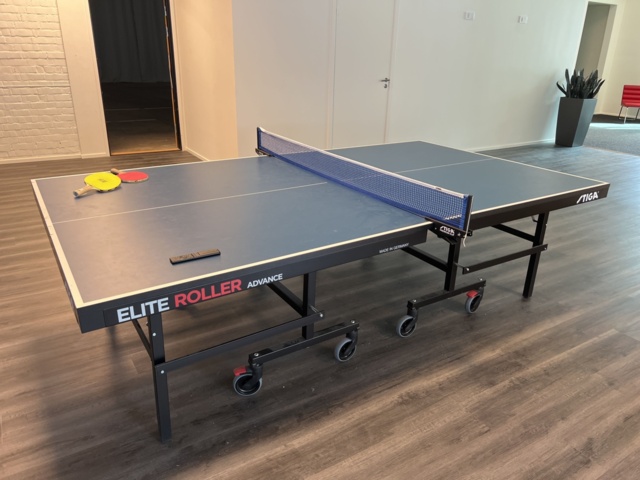 1001277-2 Table tennis table Stiga Elite Roller Advance