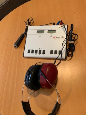 1002835-1 Oscilla SM910 Screening audiometer