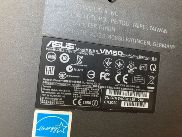 992526-6 Plasma display Samsung with computer