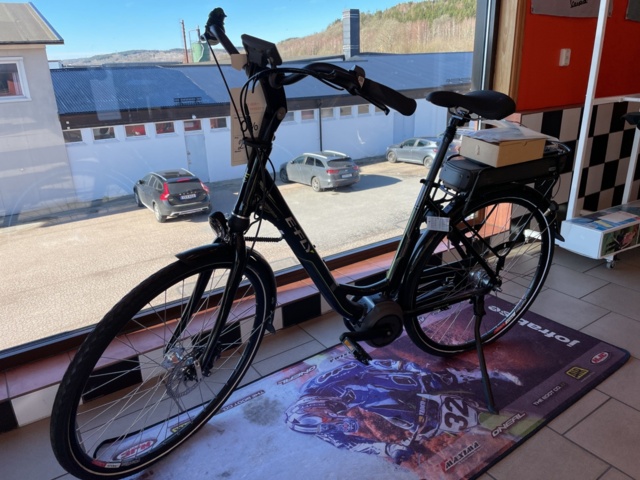 1007564-3 Electric bike E-FLY Premium M25 Center motor 36V - New condition