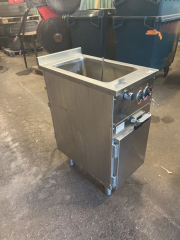 897170-2 Gastrotecnik Cookery, heating with 1 cabinet and well 2020