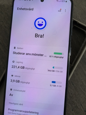 1010911-4 Mobile phone Samsung Galaxy S21 5G Dual SIM 256GB with BT speaker Audio Pro P5