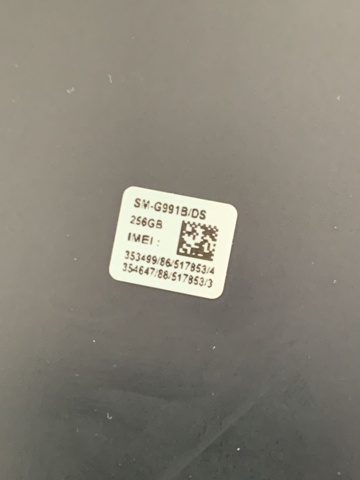 1010911-6 Mobile phone Samsung Galaxy S21 5G Dual SIM 256GB with BT speaker Audio Pro P5