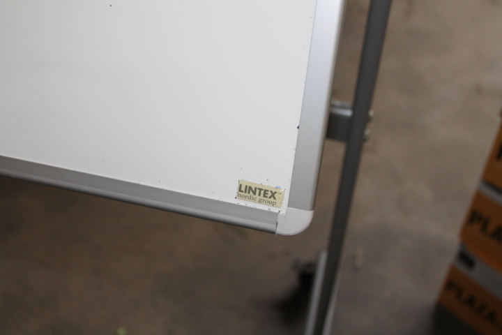 1005387-7 Whiteboard LINTEX, flipchart stand