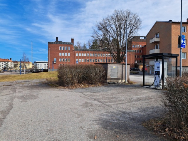 1008663-1 2 st snabbladdningsstationer för elbilar i Flen och Malmköping