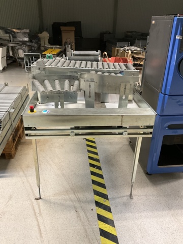 1001798-2 Deposit machine for drink trays Tomra