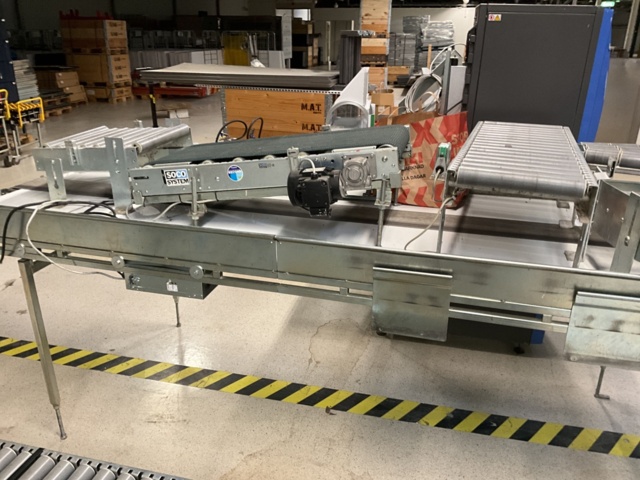 1001798-8 Deposit machine for drink trays Tomra