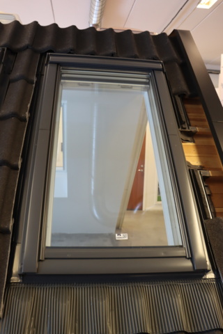 930993-7 Skylight Velux GPU MK08 0050