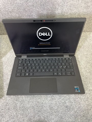962783-4 Laptops x2, Latitude 7420 (P135G)
