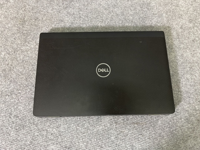 962783-5 Laptops x2, Latitude 7420 (P135G)