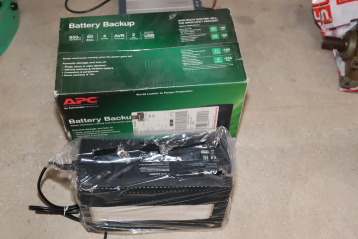 1011142-1 Battery backup Bosch 2 pcs new