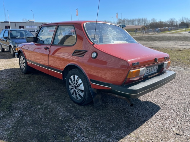 1011798-5 Saab 99 2-door Sedan 2.0 - 1982