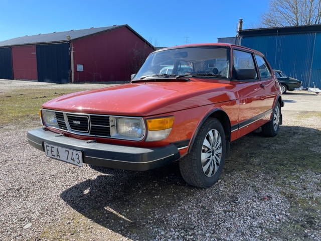 1011798-1 Saab 99 2-door Sedan 2.0 - 1982