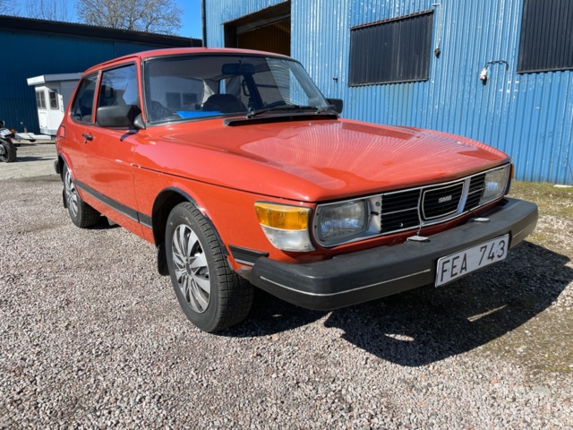 1011798-7 Saab 99 2-door Sedan 2.0 - 1982