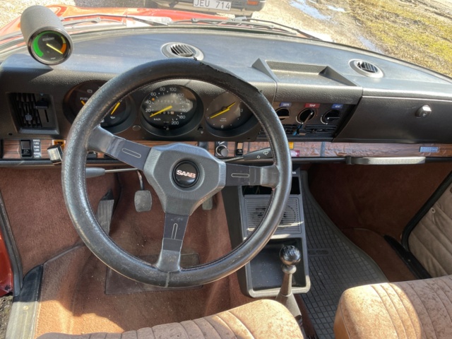 1011798-16 Saab 99 2-door Sedan 2.0 - 1982