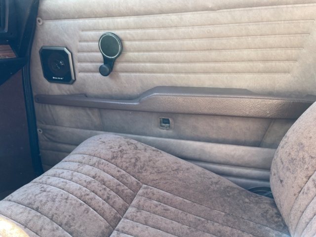 1011798-18 Saab 99 2-door Sedan 2.0 - 1982