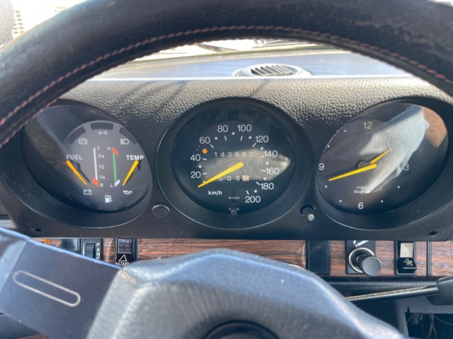 1011798-19 Saab 99 2-door Sedan 2.0 - 1982