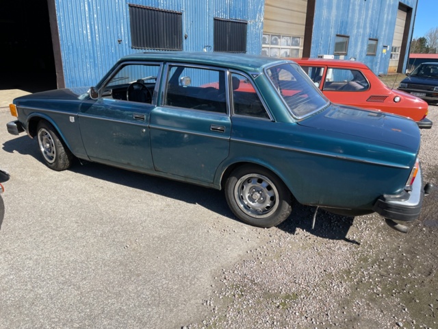 1011799-5 Volvo 144 2.0 - 1974