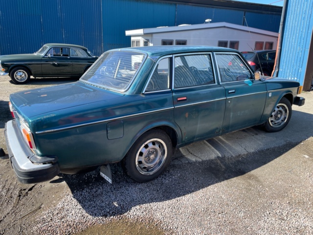 1011799-12 Volvo 144 2.0 - 1974
