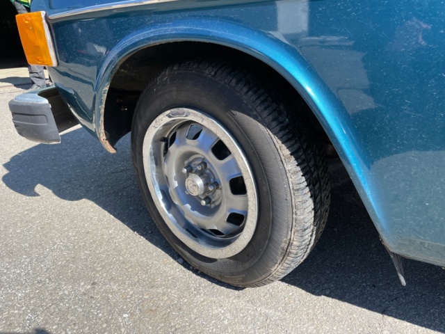 1011799-18 Volvo 144 2.0 - 1974