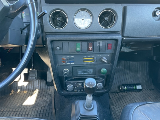 1011799-22 Volvo 144 2.0 - 1974