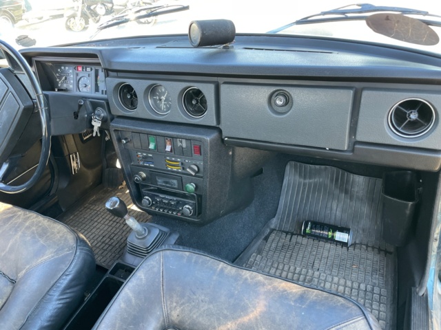1011799-26 Volvo 144 2.0 - 1974