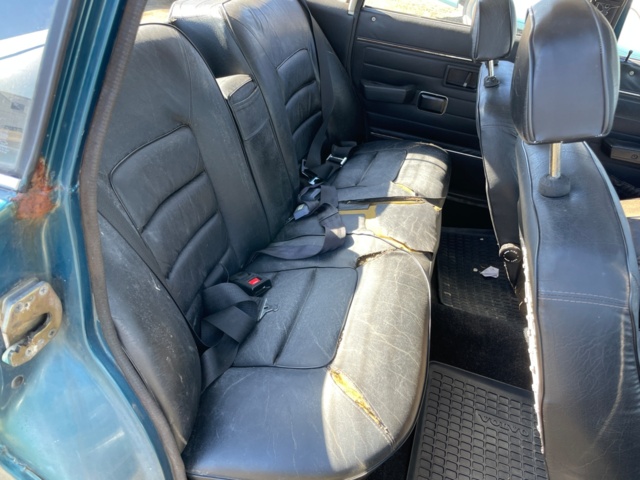 1011799-27 Volvo 144 2.0 - 1974