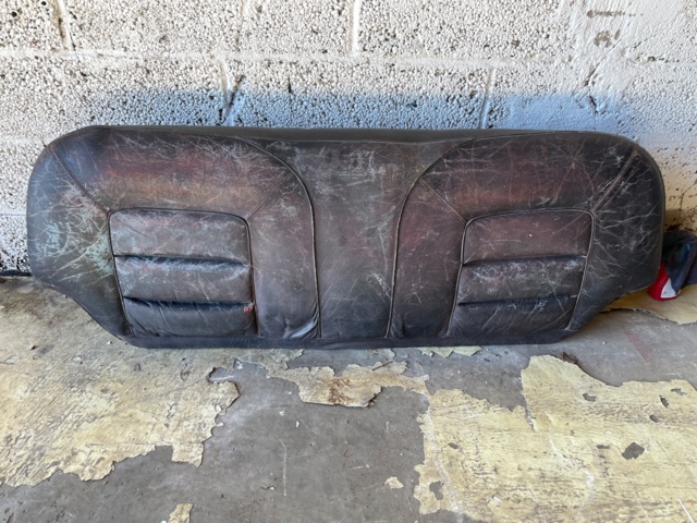 1011799-30 Volvo 144 2.0 - 1974