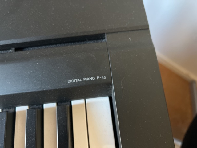 814990-3 Digital piano, Yamaha P-45