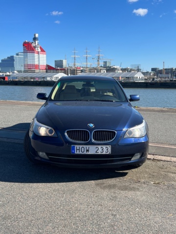 958412-3 BMW 530d Sedan - 2008