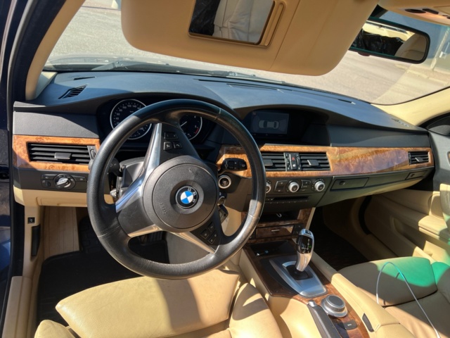 958412-23 BMW 530d Sedan - 2008