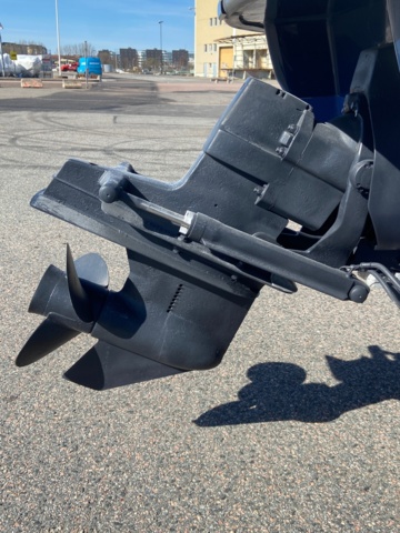 1012596-17 Bella 640 DC -2006